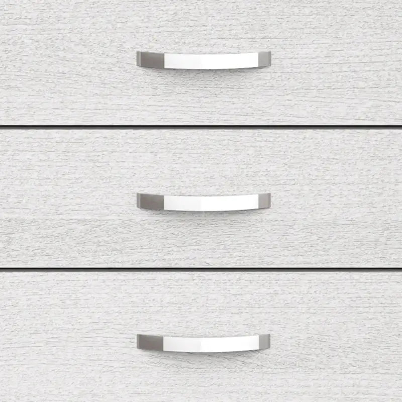 Cómoda de almacenamiento de 5 cajones, alta y moderna, de 51 pulgadas, de madera blanca con tiradores de metal.