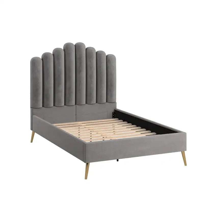 Cama plataforma Eggleston tapizada en terciopelo Art Decó