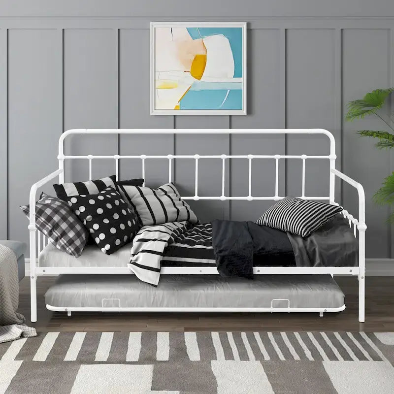 Sofá cama con estructura de metal y nido