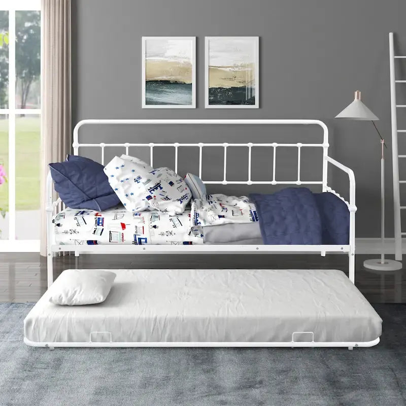Sofá cama con estructura de metal y nido