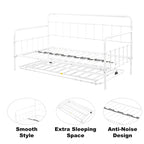 Sofá cama con estructura de metal y nido