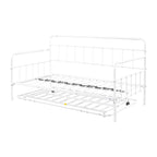 Sofá cama con estructura de metal y nido